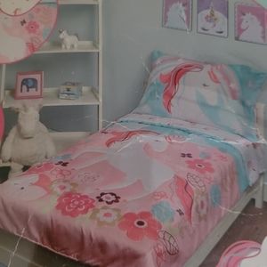 Funhouse Unicorn Reversible Toddler Bedding Set